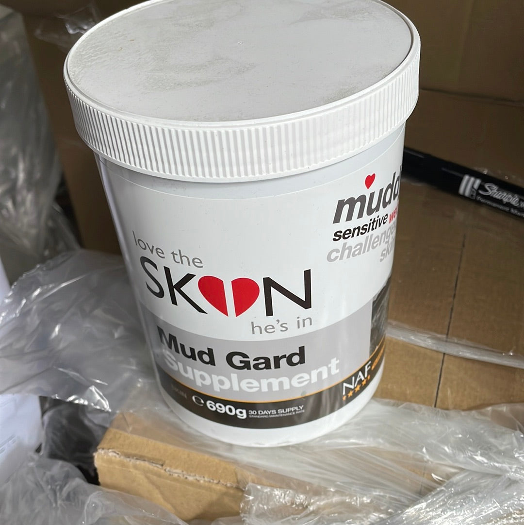NAF Love The Skin Mud Gard