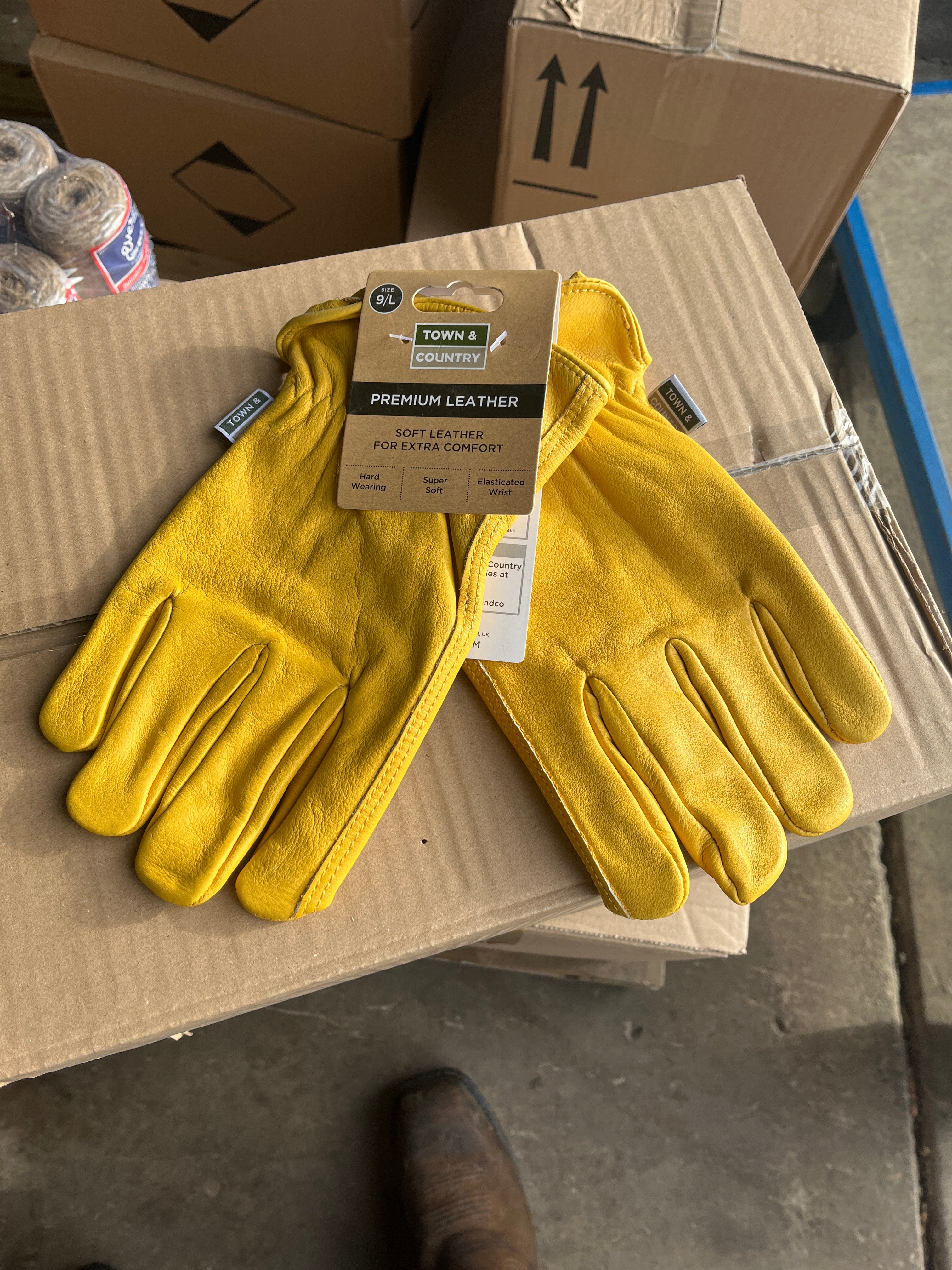 Town & Country premium leather gloves