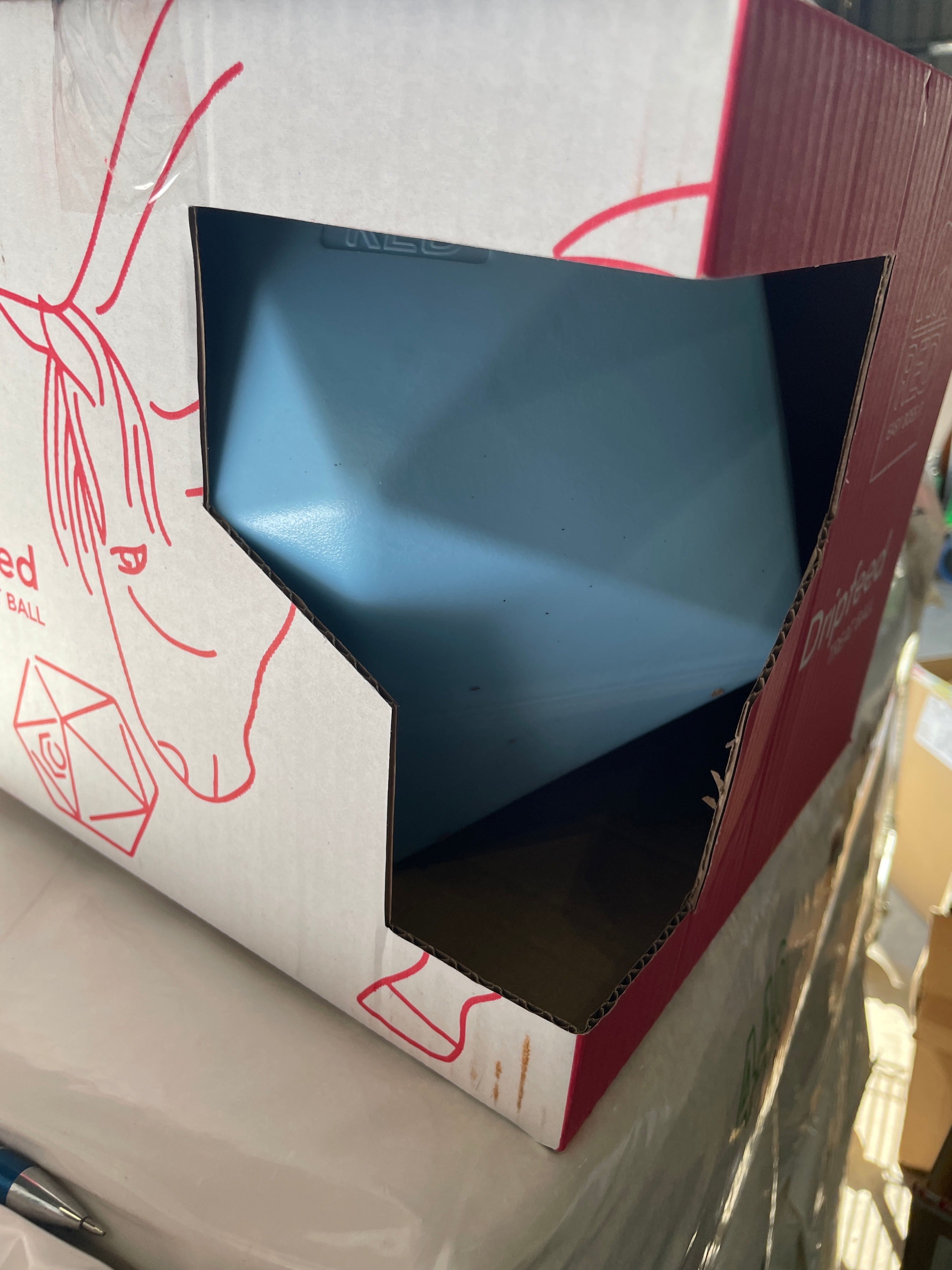 Red Gorilla Dripfeed Ball SkyBlue