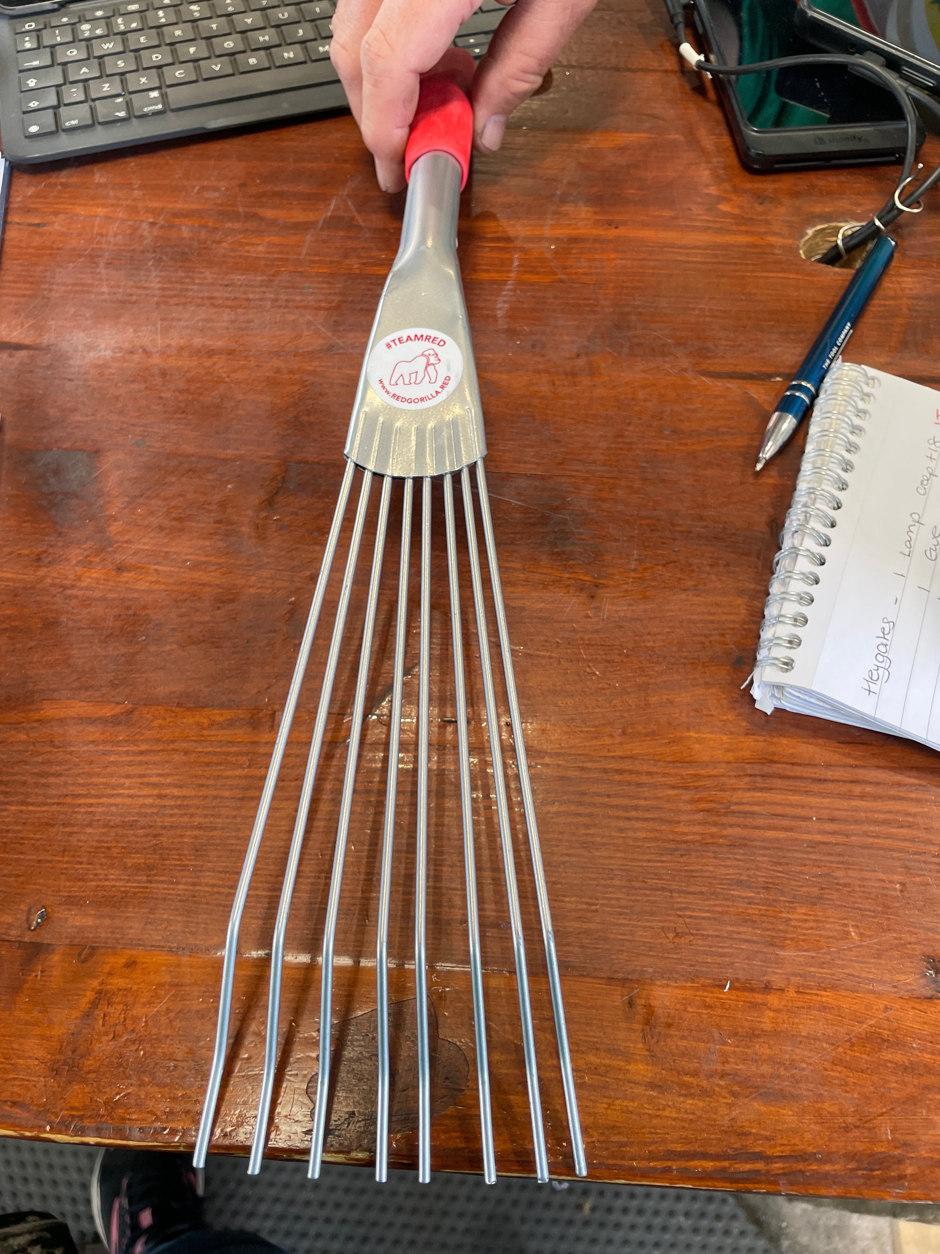 Red Gorilla Big Tidee Rake Red