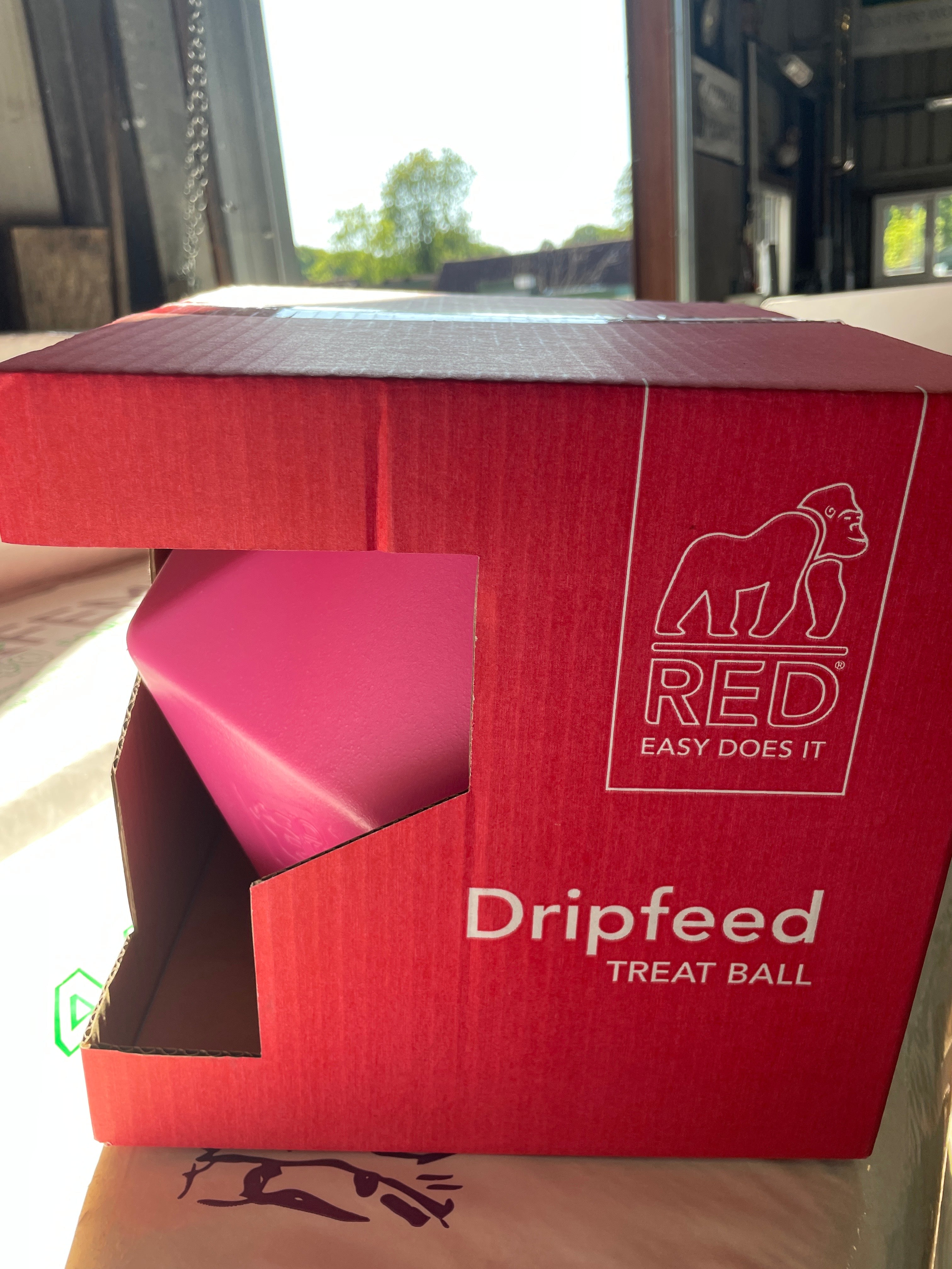 Red Gorilla Dripfeed Ball Pink