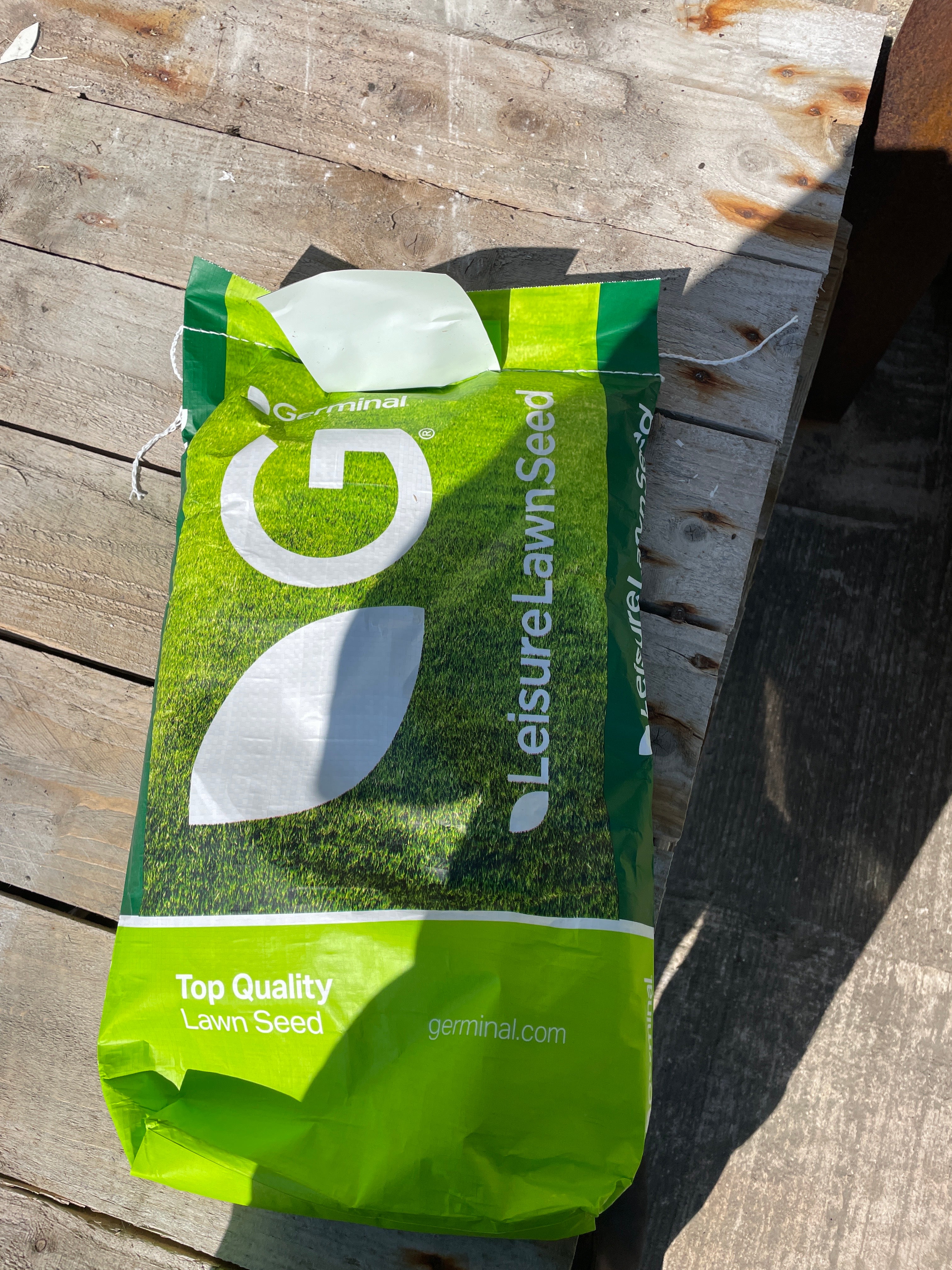 Popular Hardwearing Lawn Seed 2Kg