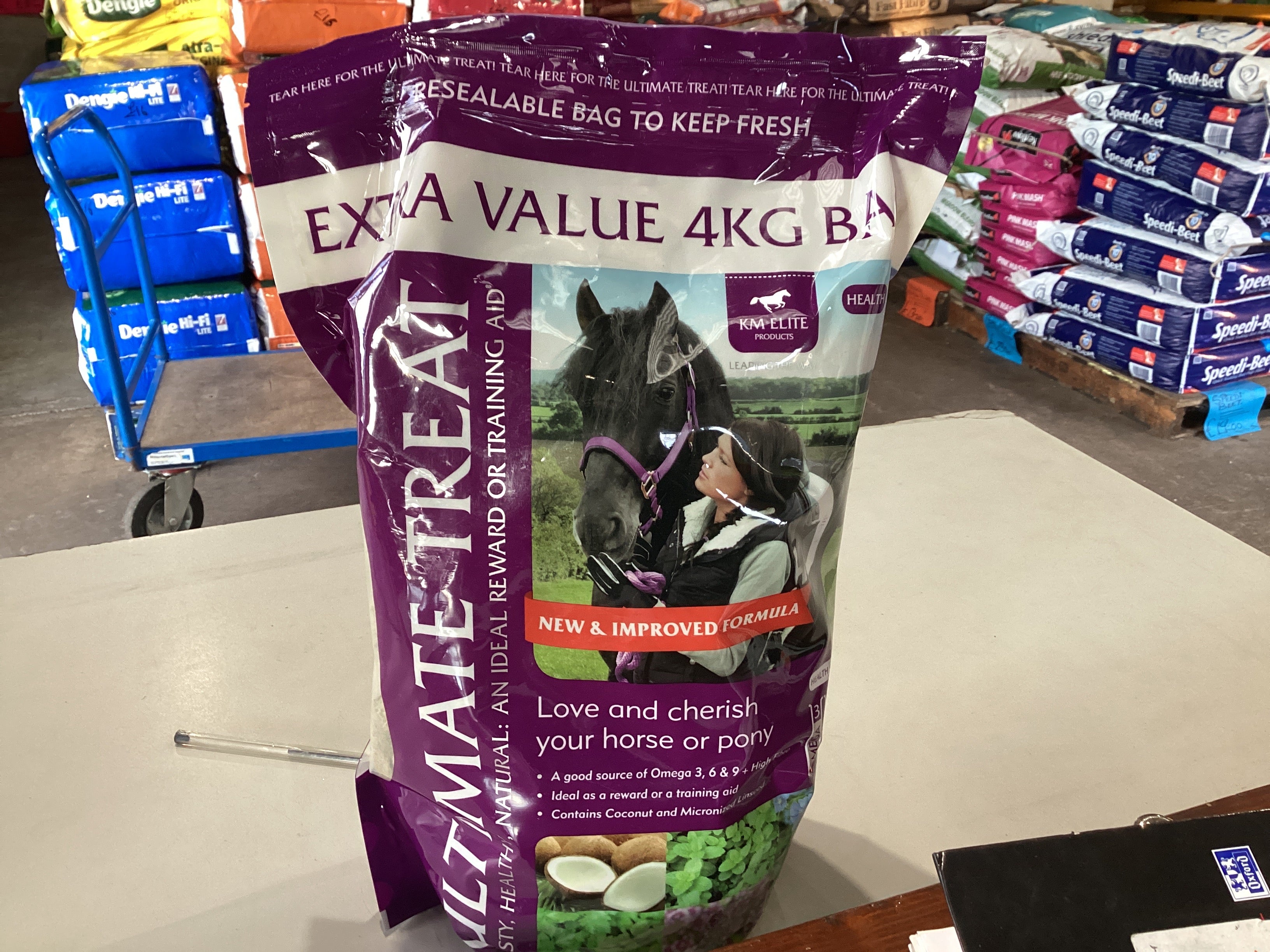 KM Elite ultimate treat 4kg bag